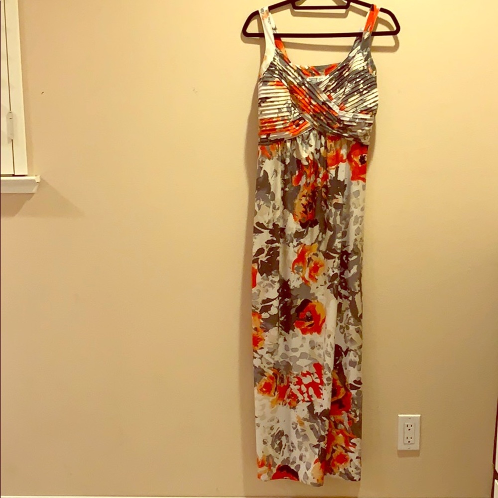 Full length dress. Size M